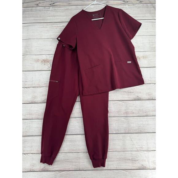 FIGS Casma Scrub Top & High Waisted Zamora Jogger Scrub Pants Womens M Burgundy - Picture 1 of 16